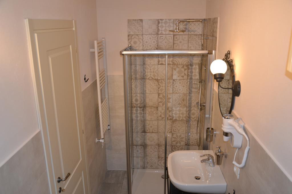 B&B Le Darsene Cannobio Habitación foto