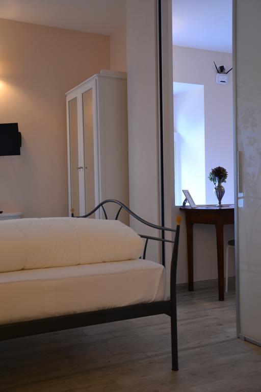 B&B Le Darsene Cannobio Habitación foto