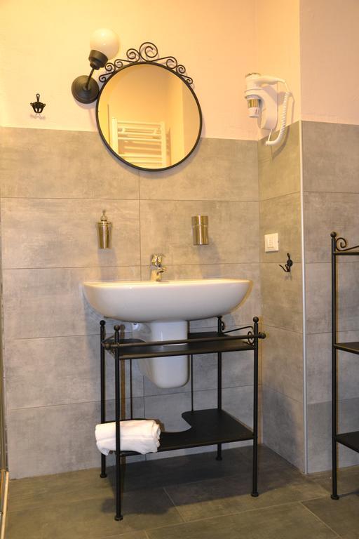B&B Le Darsene Cannobio Habitación foto
